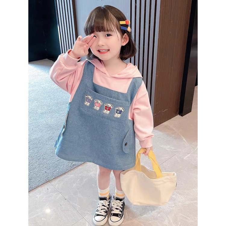 Váy yếm giả bò bé gái
