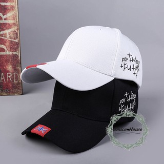 MŨ LƯỠI CHAI HIPHOP THÊU CHỮ CÁ TÍNH NÓN KẾT