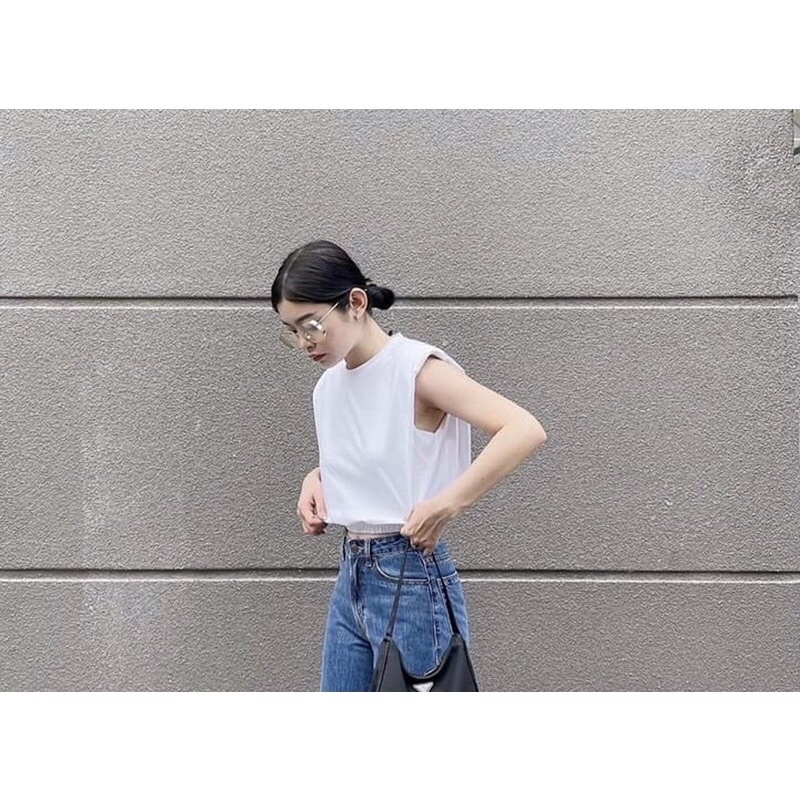 Áo crop top sát nách độn vai zara auth newtag S