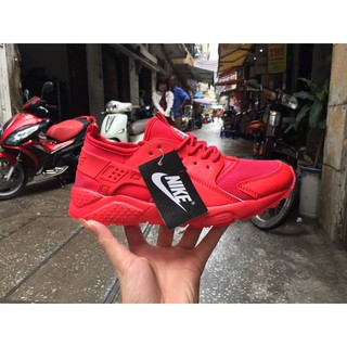 Combo 5 đôi giày Huarache đỏ 36 + xám 36 + 42 + Classic thấp trắng viền đỏ 38 + đen trắng 37