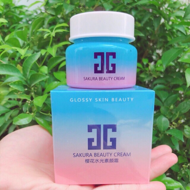 Kem nám hoa anh đào Sakura Beauty Cream