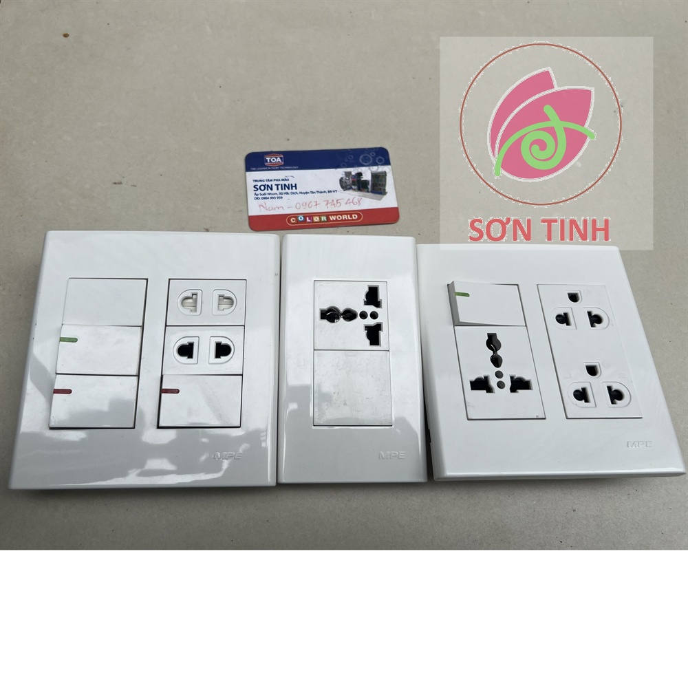 Ổ cắm đôi đơn đa năng 3 chấu Âm Tường MPE A6UES2 A6UESMV A6UESM2 A6US A6USV