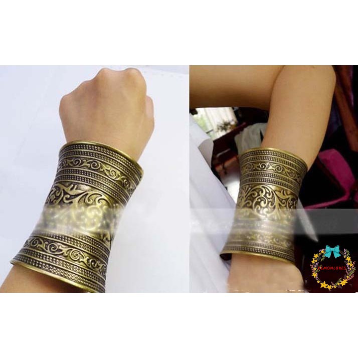 Vòng tay kim loại phong cách cổ điển