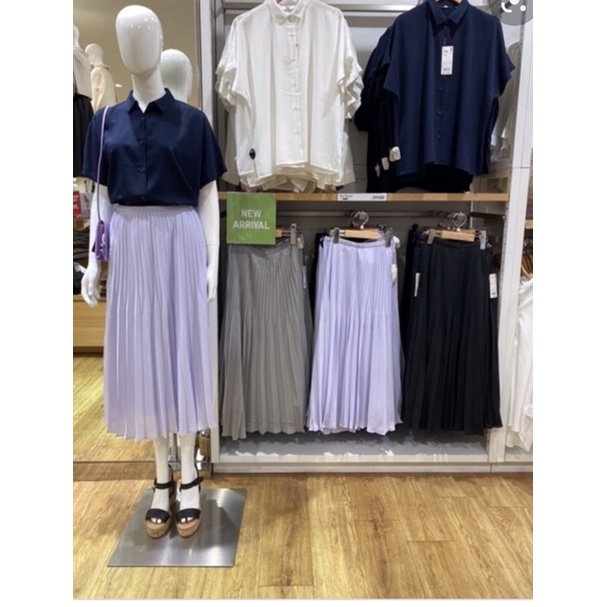 VÁY XẾP LY UNIQLO