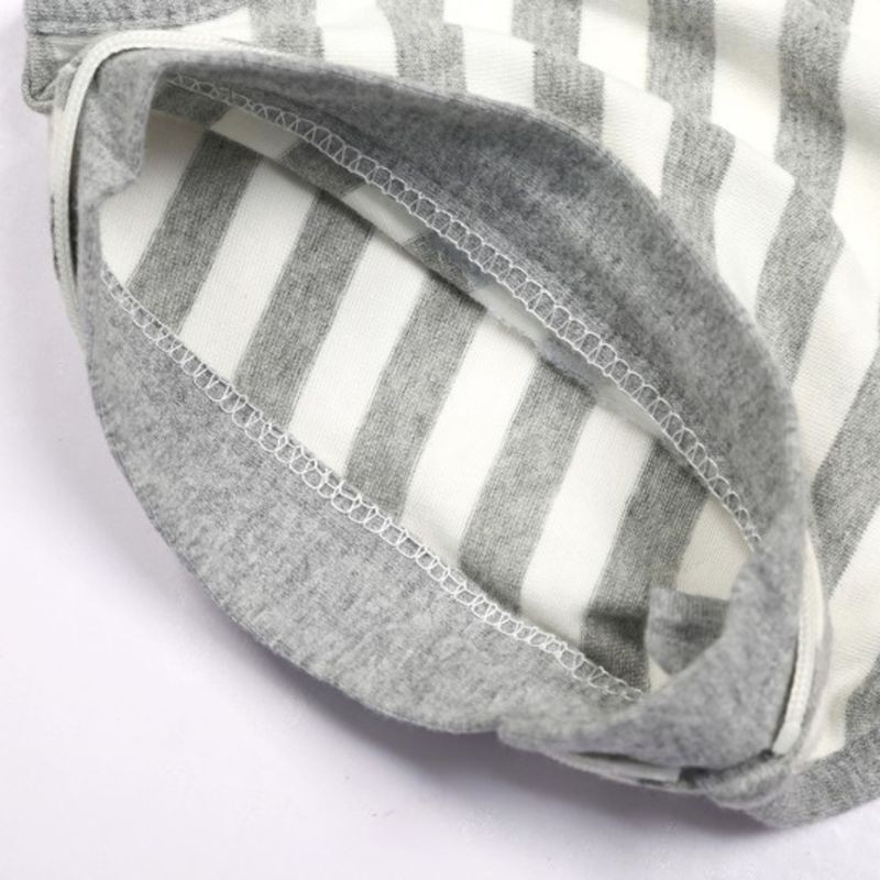 Túi ngủ ấm áp hoạ tiết kẻ sọc cho bé