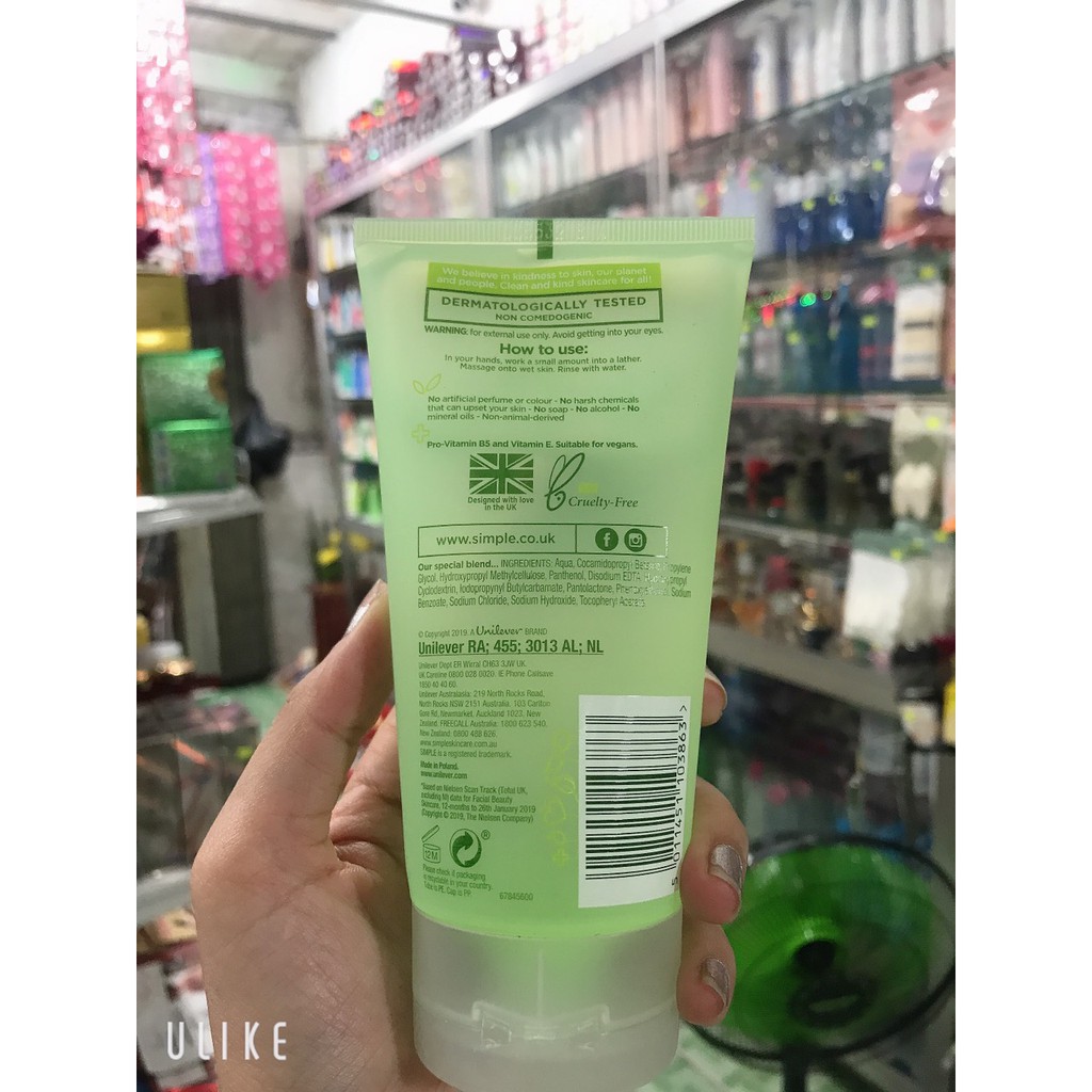 sữa rửa mặt SIMPLE 150ml [ chính hãng 100%]