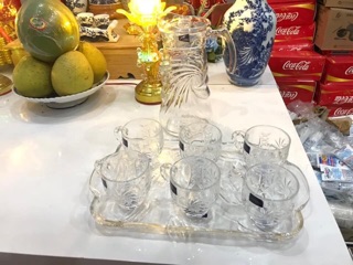 BỘ BÌNH - KHAY - 6 CỐC THUỶ TINH PHA LÊ