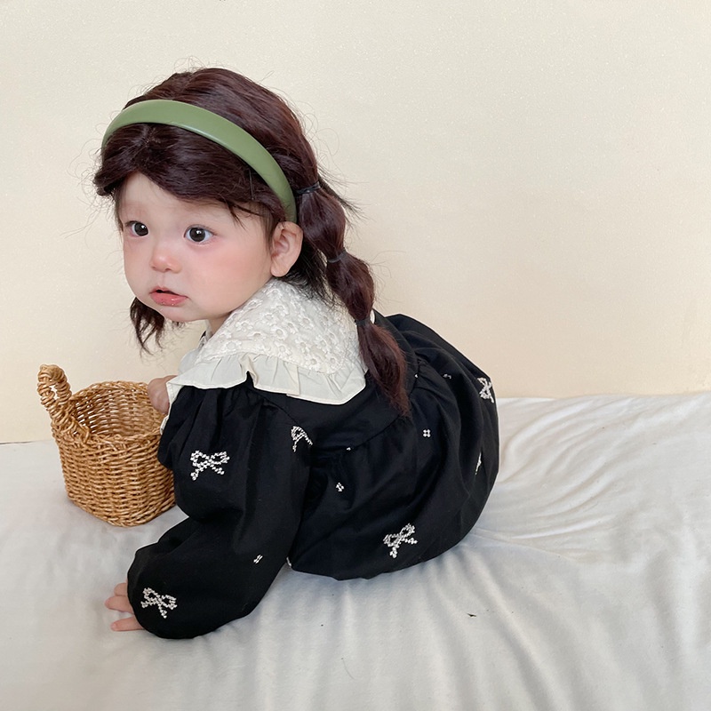 Áo Liền Quần Tay Dài Cổ Ren Thắt Nơ Màu Đen Phong Cách Công Chúa Cho Bé Gái