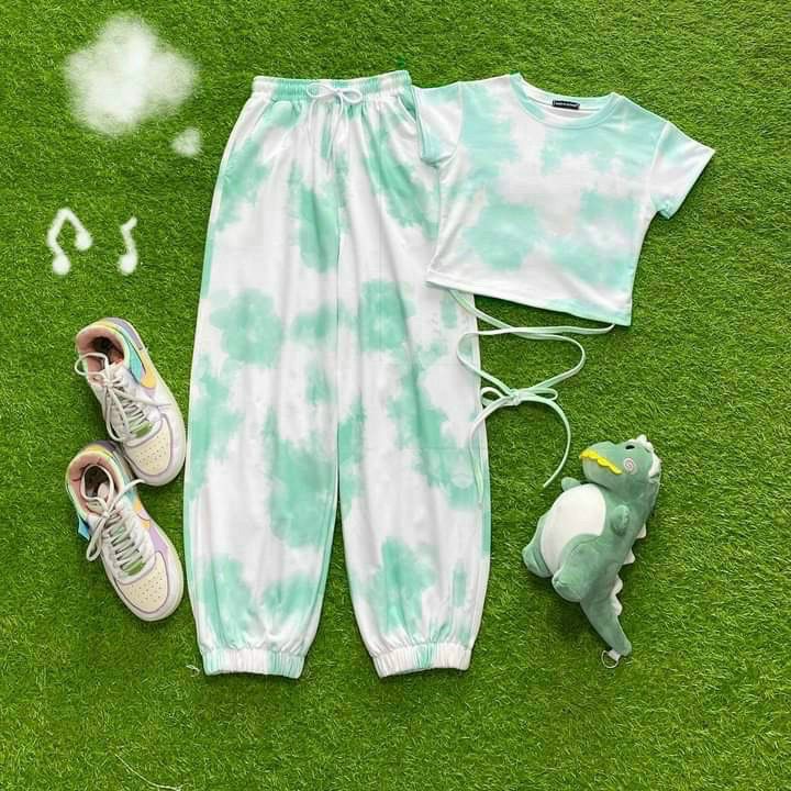 Sét Bộ Đồ Jogger Loang Màu Áo Croptop Dây Quấn Bụng Cực Teen Thời Trang TTSLA0577
