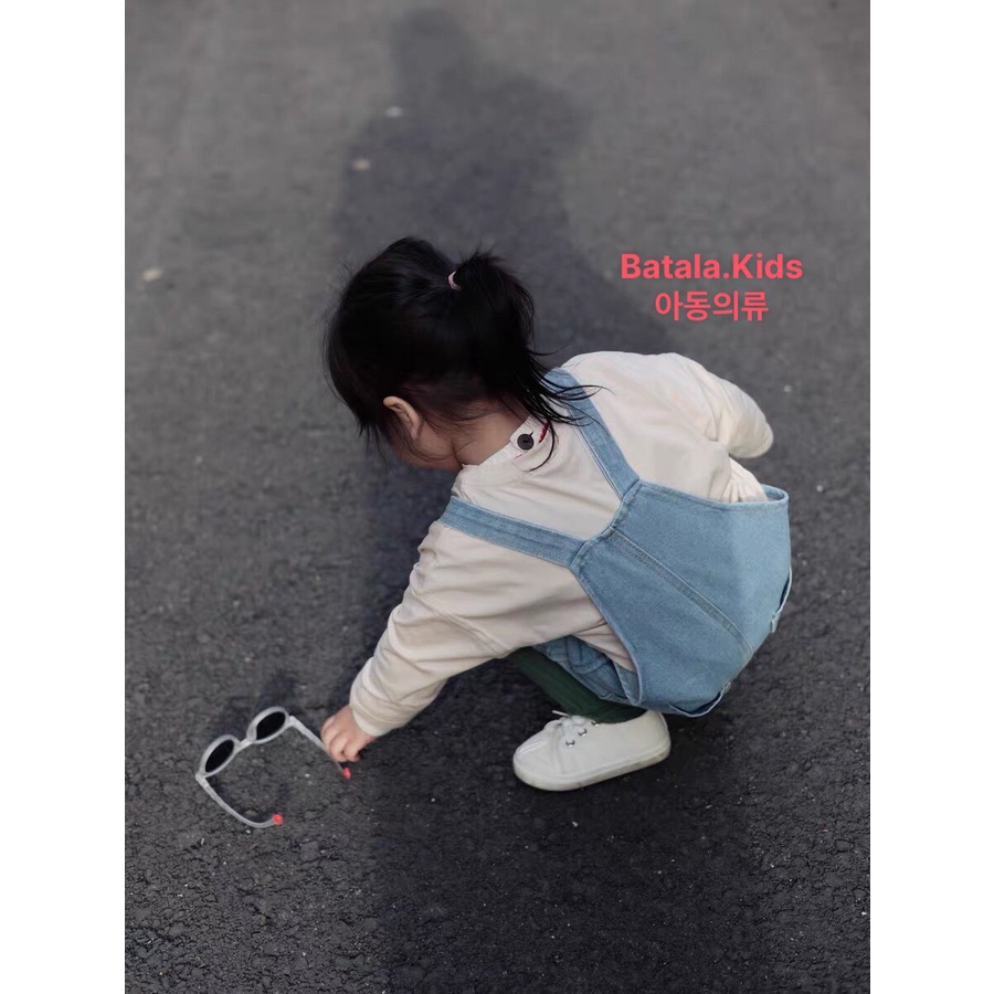 Yếm jean bé gái bé trai Batala kids Yếm bò trẻ em hàng loại 1 chuẩn phom cho bé từ 9-24kg