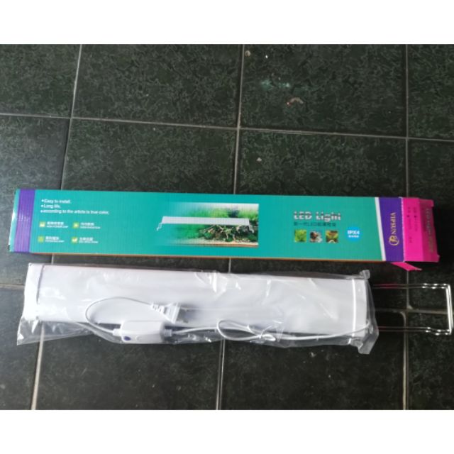 Đèn led trắng 3 hàng bóng cho hồ cá