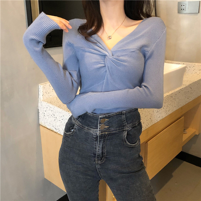 Áo len tay dài cổ v ôm dáng cá tính cho nữ | BigBuy360 - bigbuy360.vn