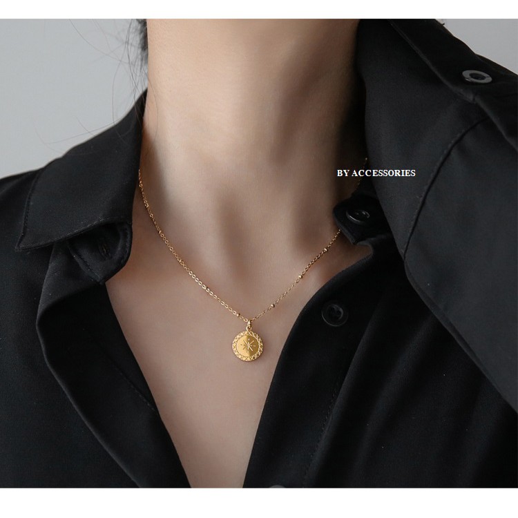 Dây chuyền titan mặt tròn tia sáng không gỉ WN200502