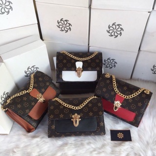 (GIÁ XƯỞNG ),(FREESHIP),TÚI XÁCH NỮ, TÚI CHÉO GẮN VƯƠNG MIỆN HQ(23x17)