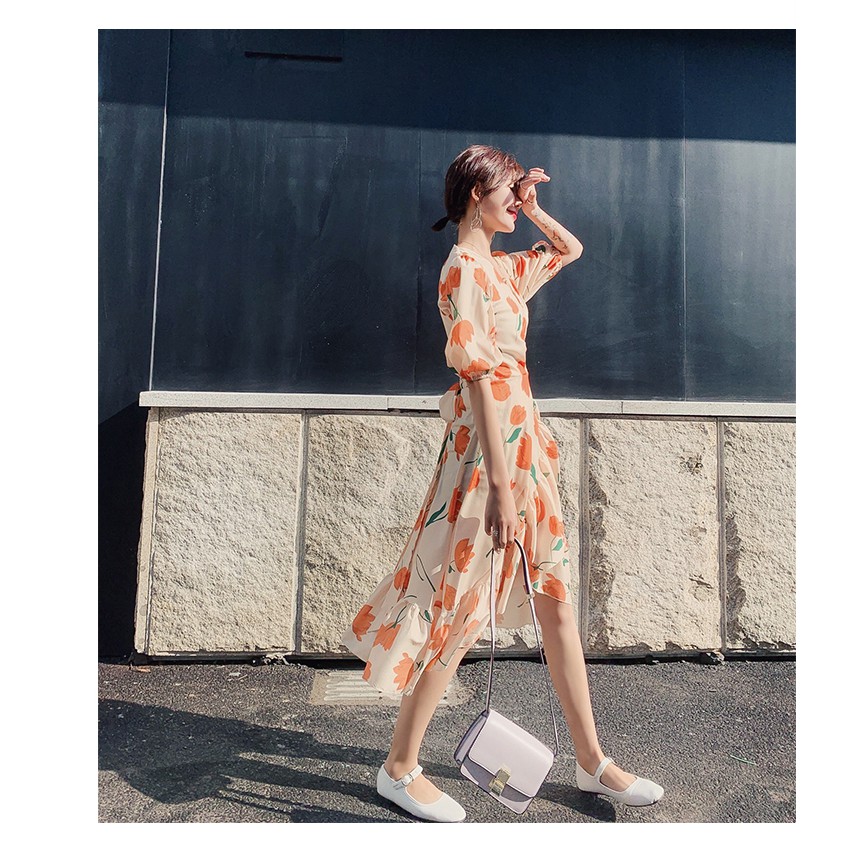 Đầm chiffon đi biển hoạ tiết hoa phong cách Bohomian | BigBuy360 - bigbuy360.vn