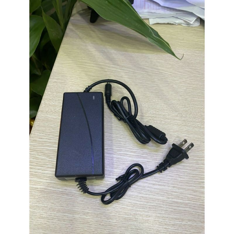 SẠC THAY THẾ DÙNG CHO VÒM ÁNH SÁNG - BÚA NÓNG LẠNH