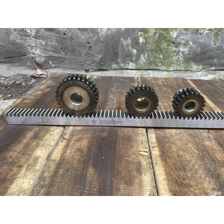 THANH RĂNG M2- 20x20x1000 bước t=6,1