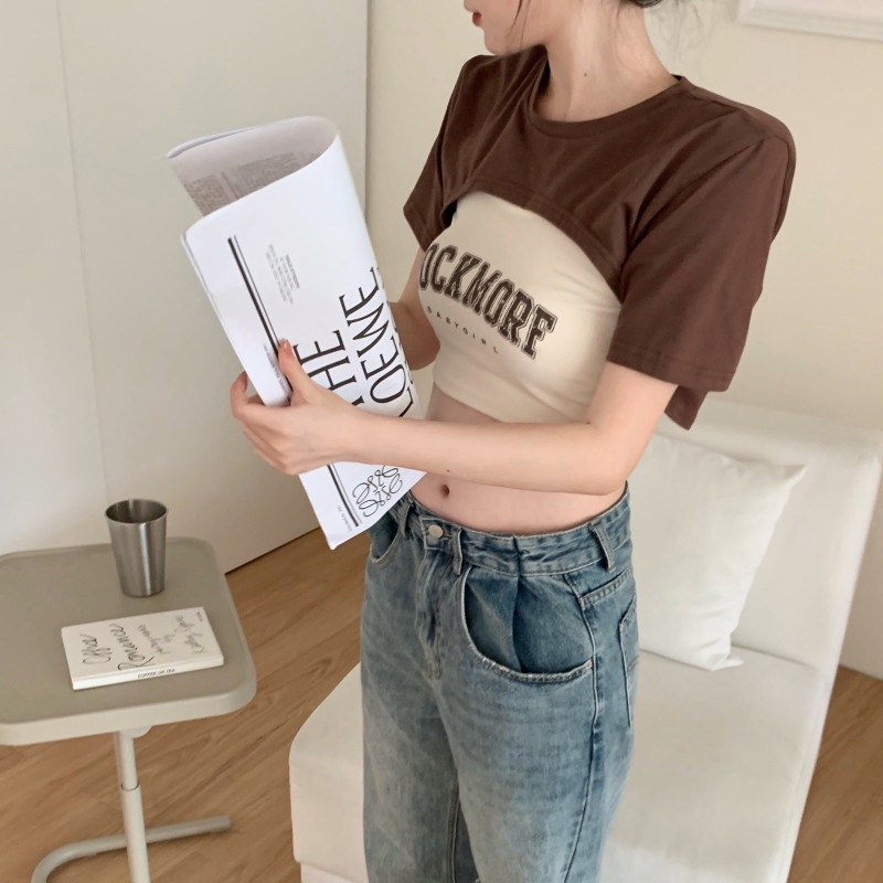 Set Áo Thun Ngắn Tay Màu Nâu + Áo Yếm Hai Dây In Chữ Thời Trang Cho Nữ