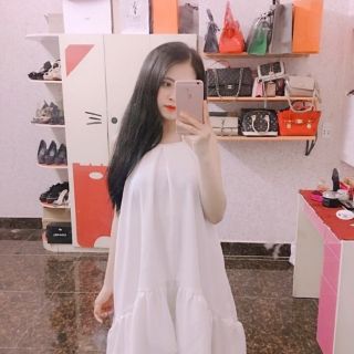 đầm suông yếm hở lung