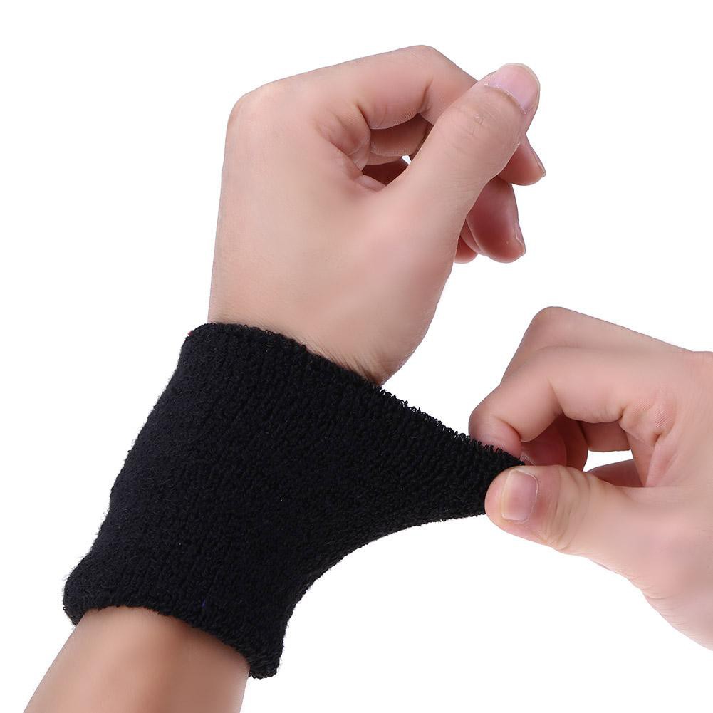 Set 2 băng đeo bảo vệ cổ tay dùng khi luyện tập thể thao