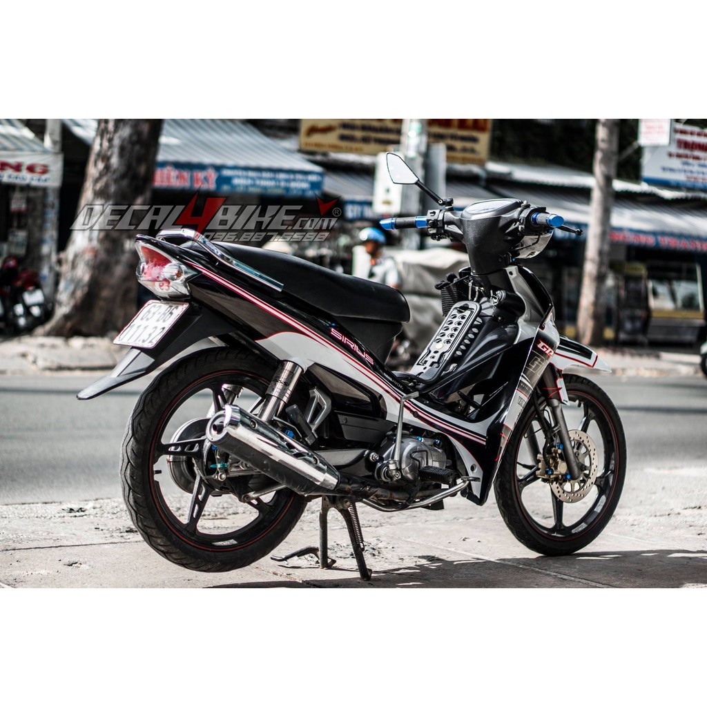 Tem trùm xe sirius black and white