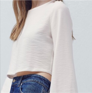 Croptop mango màu trắng auth new tag size s