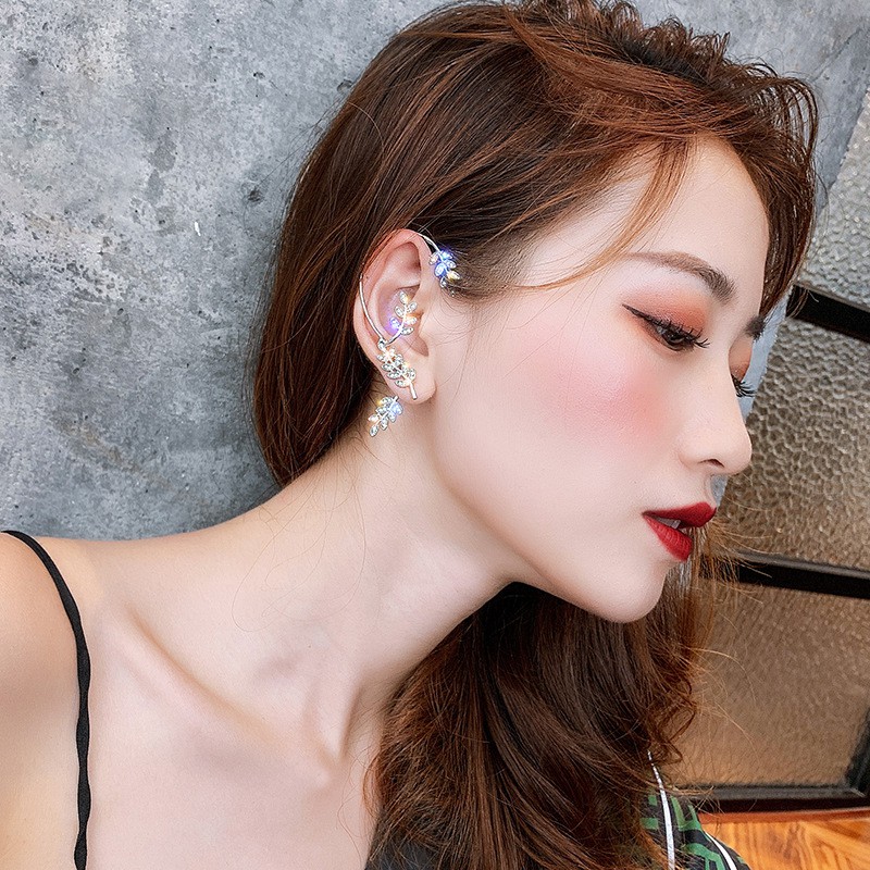 BÔNG VÀNH TAI NỮ ĐÍNH ĐÁ ĐEO ĐƯỢC NHIỀU KIỂU MÀU VÀNG ( 1 CHIẾC ) - MELY 1335