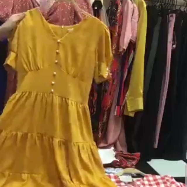 Váy