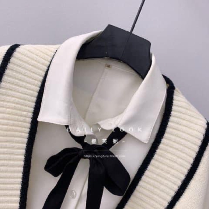 Áo len cadigan 2 sọc