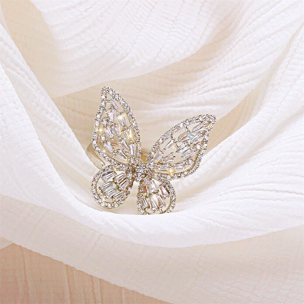 Luxury Stone-Studded Butterfly Ring
