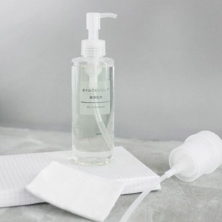🍩Dầu tẩy trang MUJI Oil Cleansing - Nhật Bản🍩