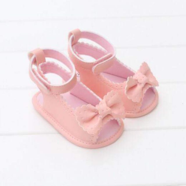 Sandal tập đi gắn nơ bé gái (hàng xuất xịn)