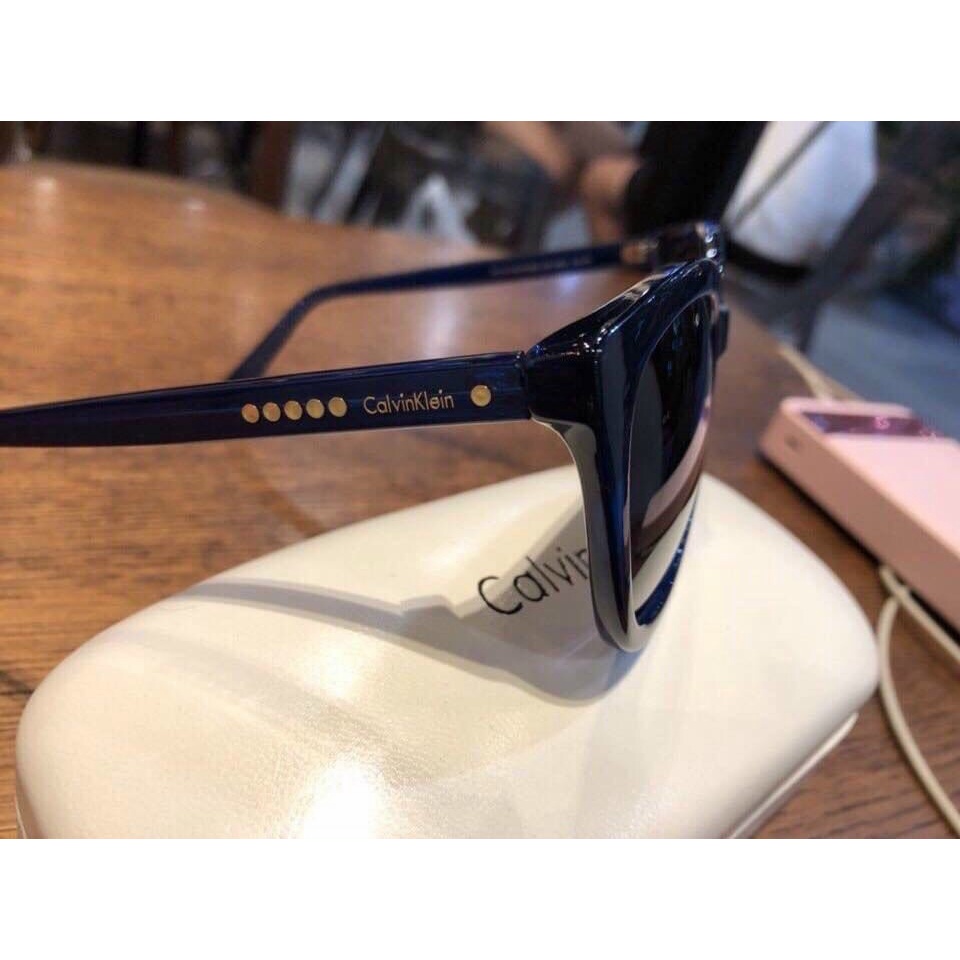 Kính Calvin Klein