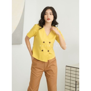 Áo linen cổ V nút gỗ đắp tà