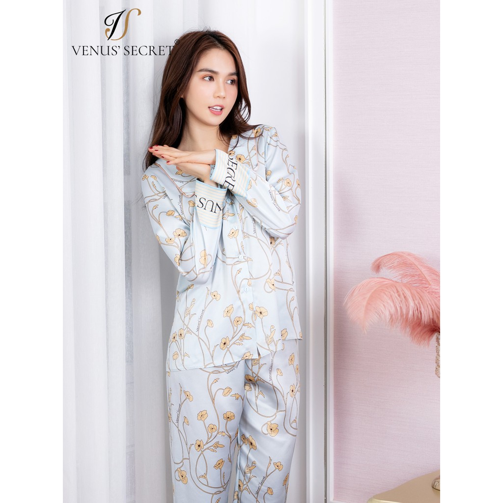 Bộ đồ ngủ Pijama - đồ ngủ lụa cao cấp họa tiết hoa vàng thương hiệu VENUSSECRET | BigBuy360 - bigbuy360.vn