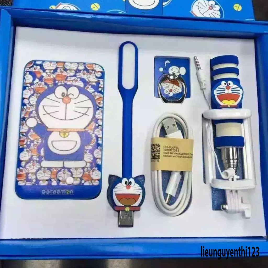 BỘ COMBO SẠC DỰ PHÒNG 5 MÓN ĐÁNG YÊU HÌNH DOREMON – HELLO KITTY