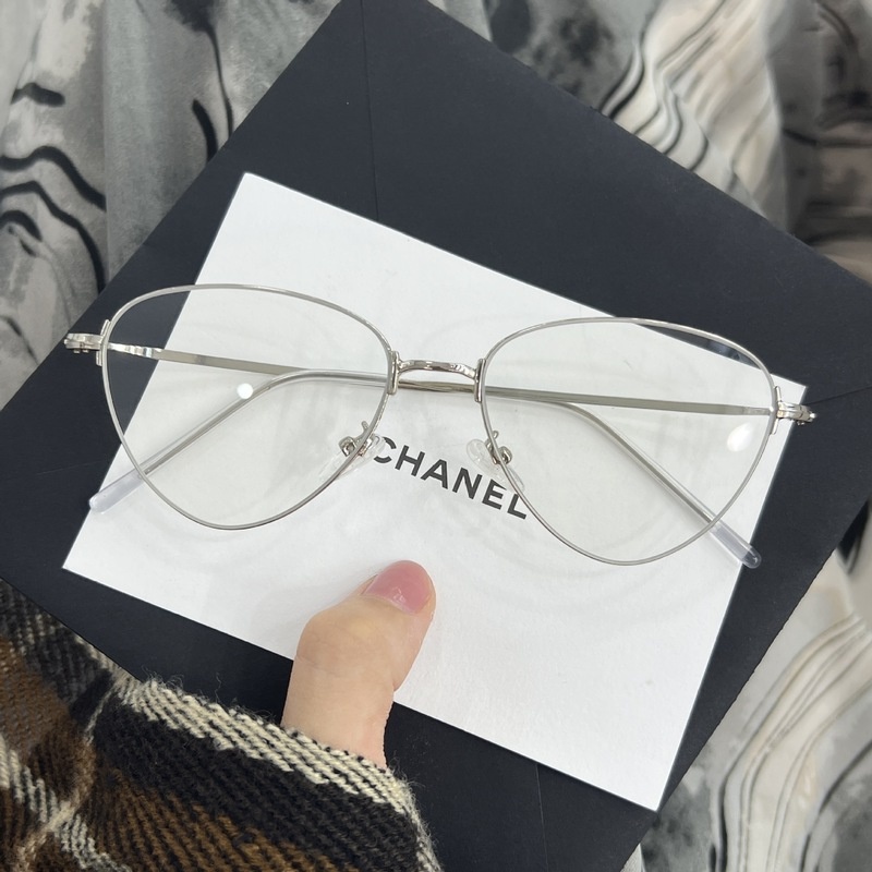 (JIUERBA) Kính Râm Thời Trang Kiểu Mắt Mèo Chống Ánh Sáng Xanh Lam Phong Cách Retro Đơn Giản Nhẹ Nhàng