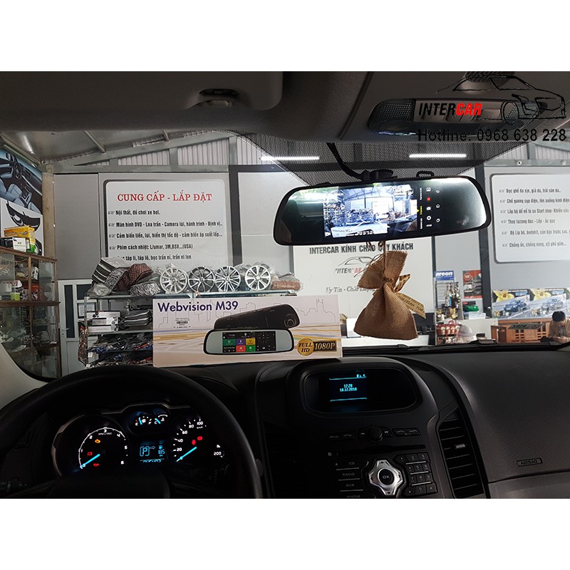 Lắp đặt camera hành trình Webvision M39 xe Ford Ranger