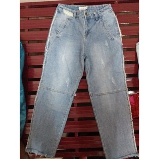 QUẦN JEAN BAGGY