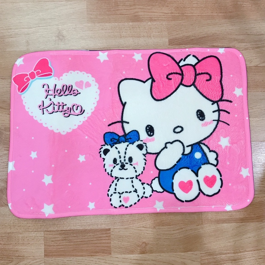 Thảm chữ nhật hình Hello Kitty kích thước 40x60cm KT039