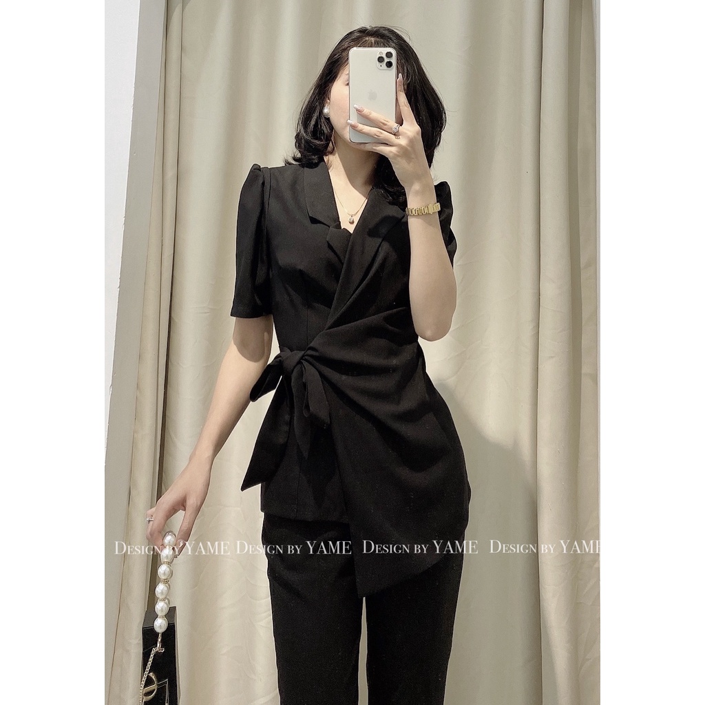 Set áo vest ngắn tay bồng vạt chéo kèm quần baggy màu đen thanh lịch công sở YAME