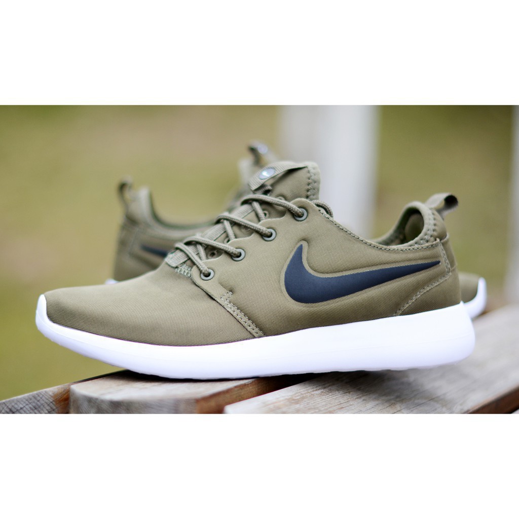 Giày Thể Thao Nike Roshe Two V1 Màu Xanh Quân Đội Thích Hợp Chạy Bộ