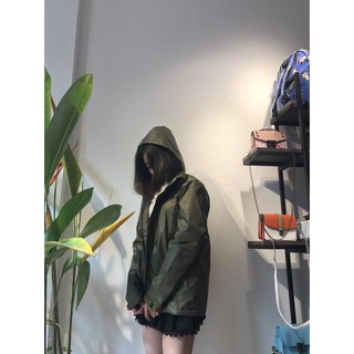 ... Áo khoác gió nữ Hot hít