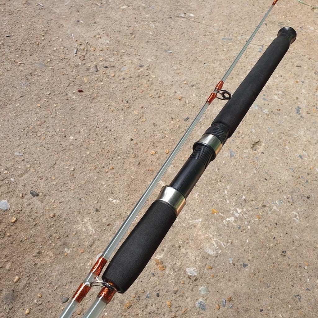 Cần câu 2 khúc đặc trong siêu tải 2,4m 2,1m ,1,8m .1,65m sản phẩm tốt 68