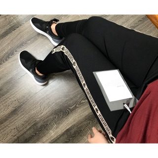 Quần Jogger sọc VS