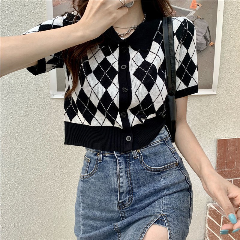 Áo Croptop Len Tăm Họa Tiết Quả Trám - Ulzzang - Titto Closet