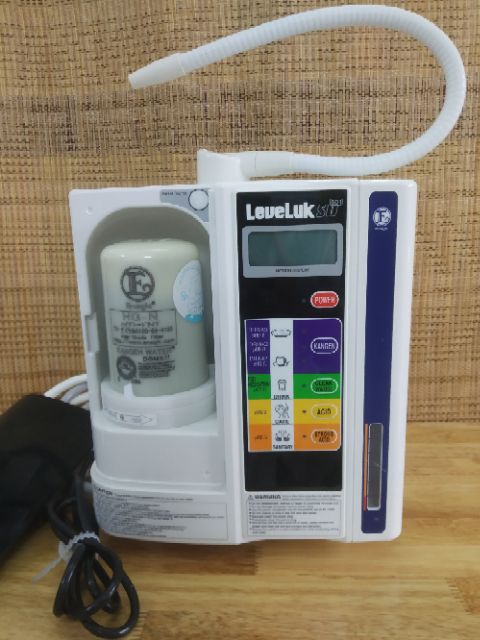 Máy lọc nước điện giải ion kiềm Nhật Bản Leveluk SD501