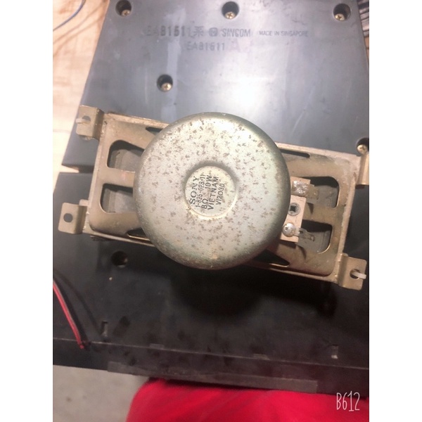 Loa tháo tivi cả hộp