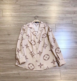 Áo sơ mi cổ vest LV