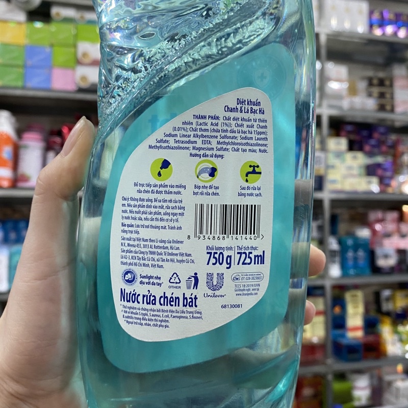 Nước rửa chén Sunlight Extra chanh và lá bạc hà chai 750g